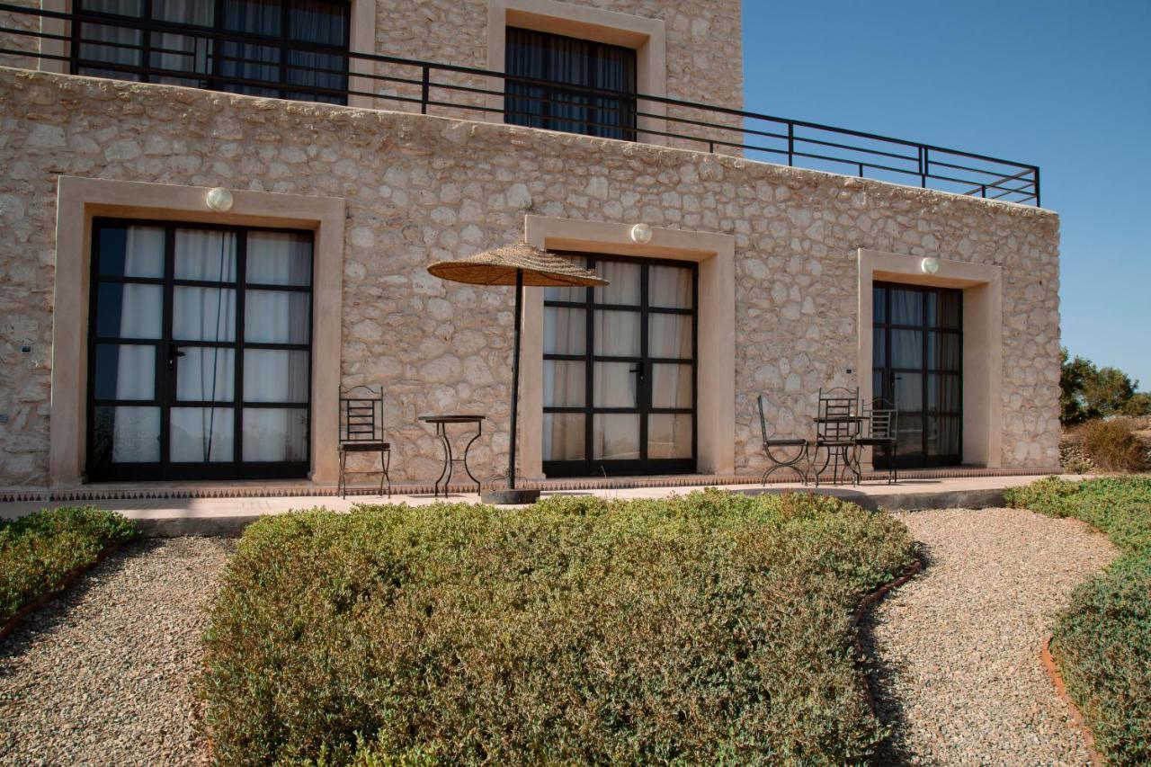 Tassourt Lodge Есувейра Екстериор снимка